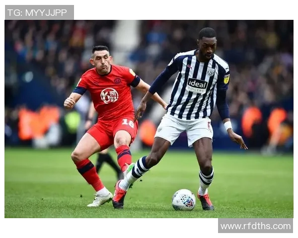 利兹联主场迎战伯恩利期待精彩对决双方争夺宝贵积分之战 利兹联主场迎战伯恩利期待精彩对决双方争夺宝贵积分之战