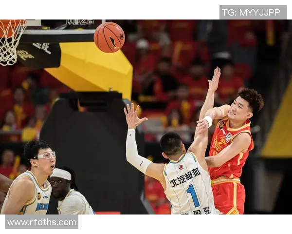 2019赛季CBA广东队与八一队激战回顾精彩瞬间与赛季亮点分析
