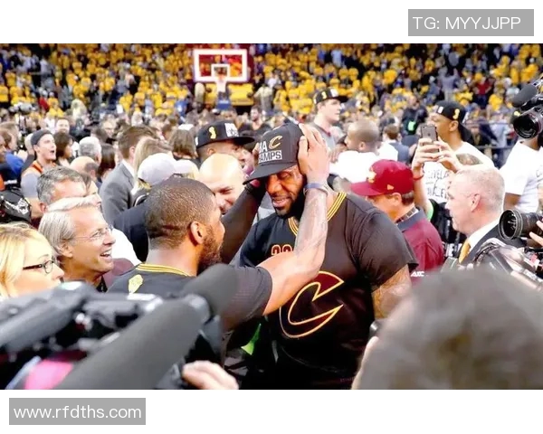 2018年NBA总决赛骑士对勇士全场精彩回放与赛后分析