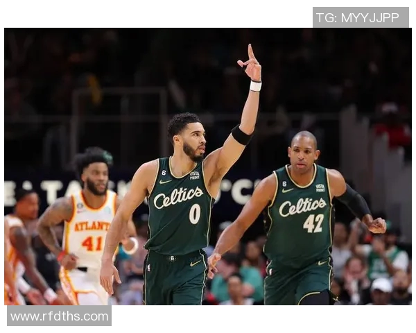 凯尔特人对阵黄蜂精彩比赛视频回顾与分析,重温赛场激烈瞬间 凯尔特人对阵黄蜂精彩比赛视频回顾与分析,重温赛场激烈瞬间