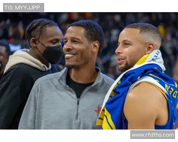 加维引领未来足球潮流探索年轻球员的成长与发展之路 加维引领未来足球潮流探索年轻球员的成长与发展之路