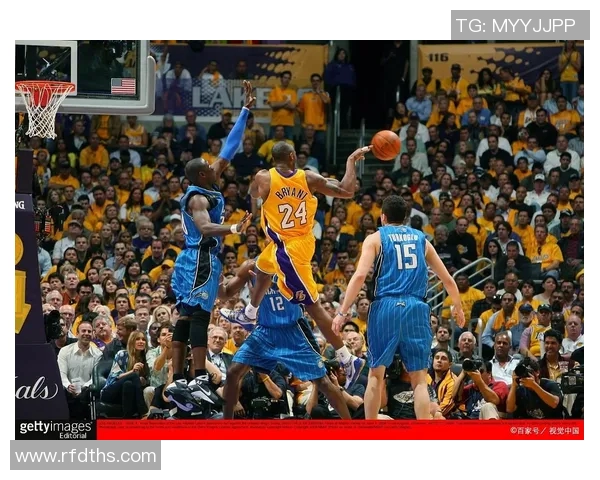 科比在2016年对阵雷霆的经典对决回顾与精彩瞬间分析