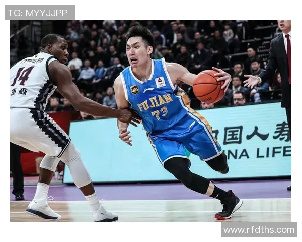 赵泰隆的篮球之路：从青涩少年到职业球员的奋斗历程与心路历程